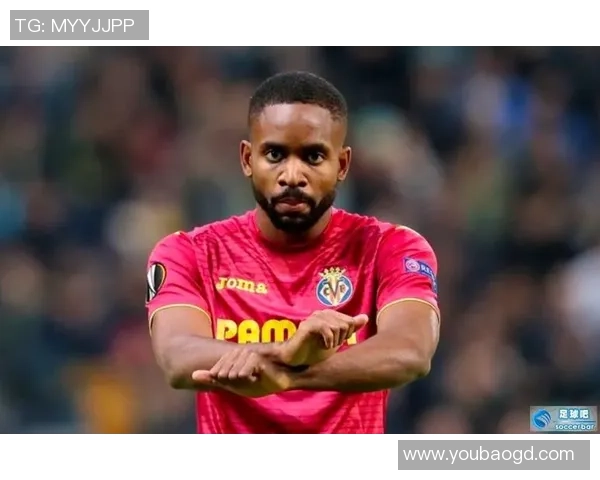 足球球星持枪事件引发热议 警方介入调查背后真相引发广泛关注